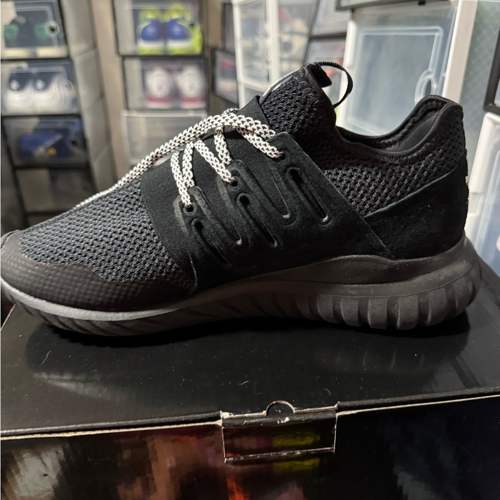 adidas Tubular Shadow Black Size 8